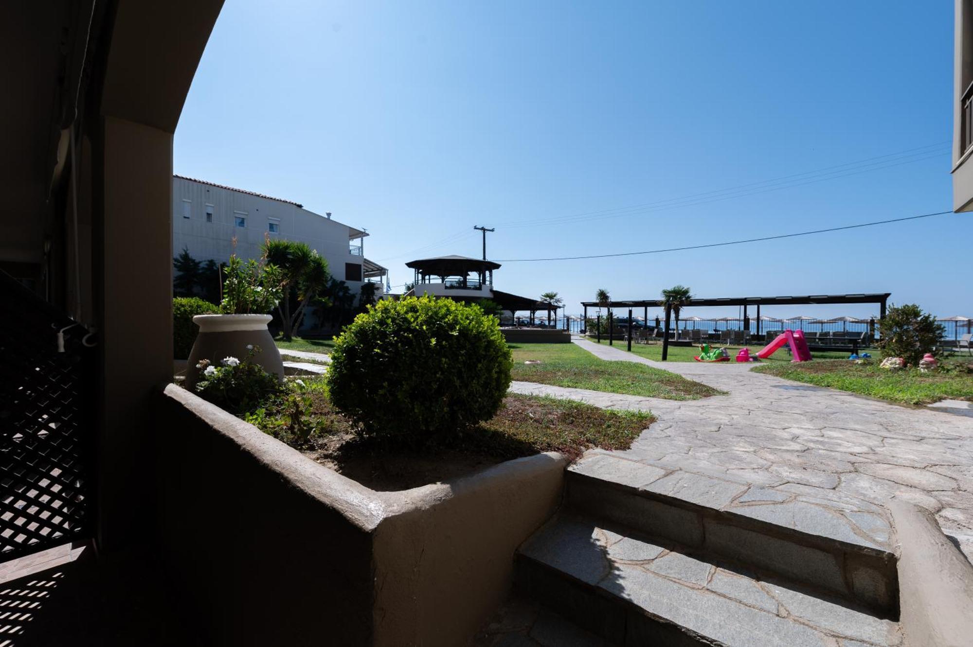 Hotel Areti Neos Marmaras Esterno foto