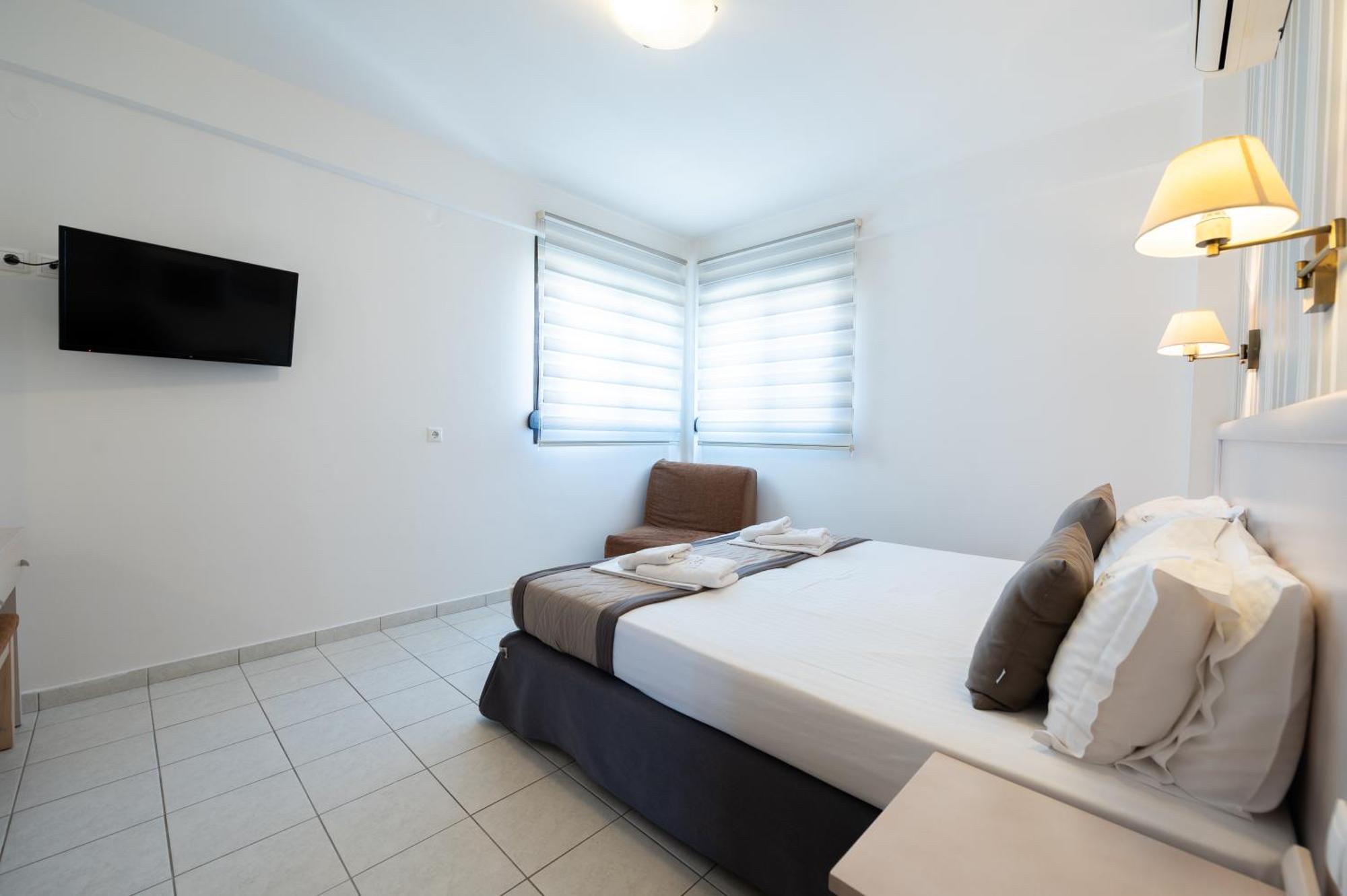 Hotel Areti Neos Marmaras Esterno foto